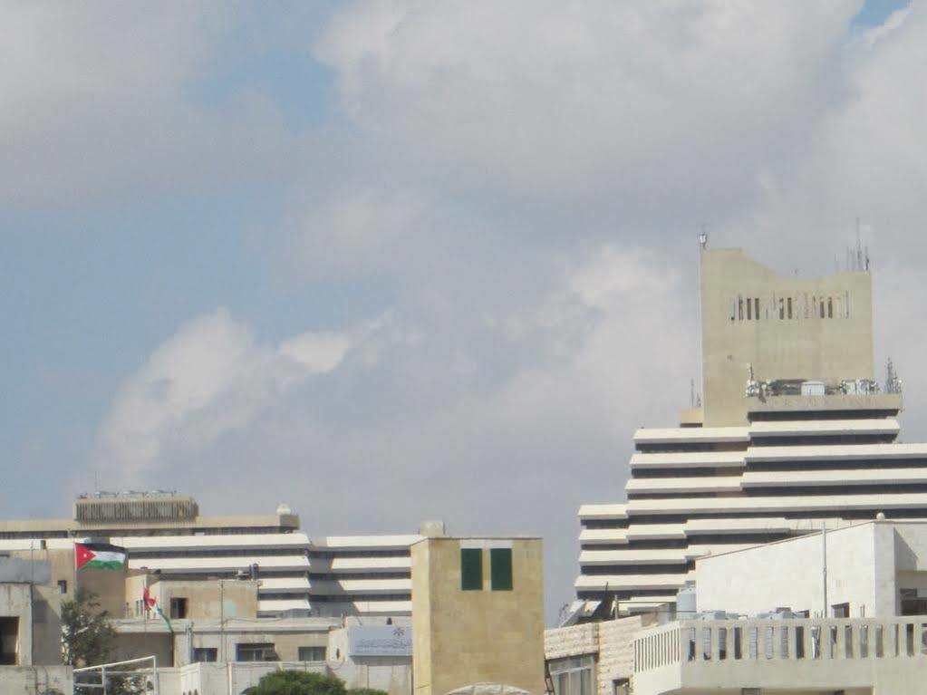 Sufara Hotel Suites Amman Exterior foto